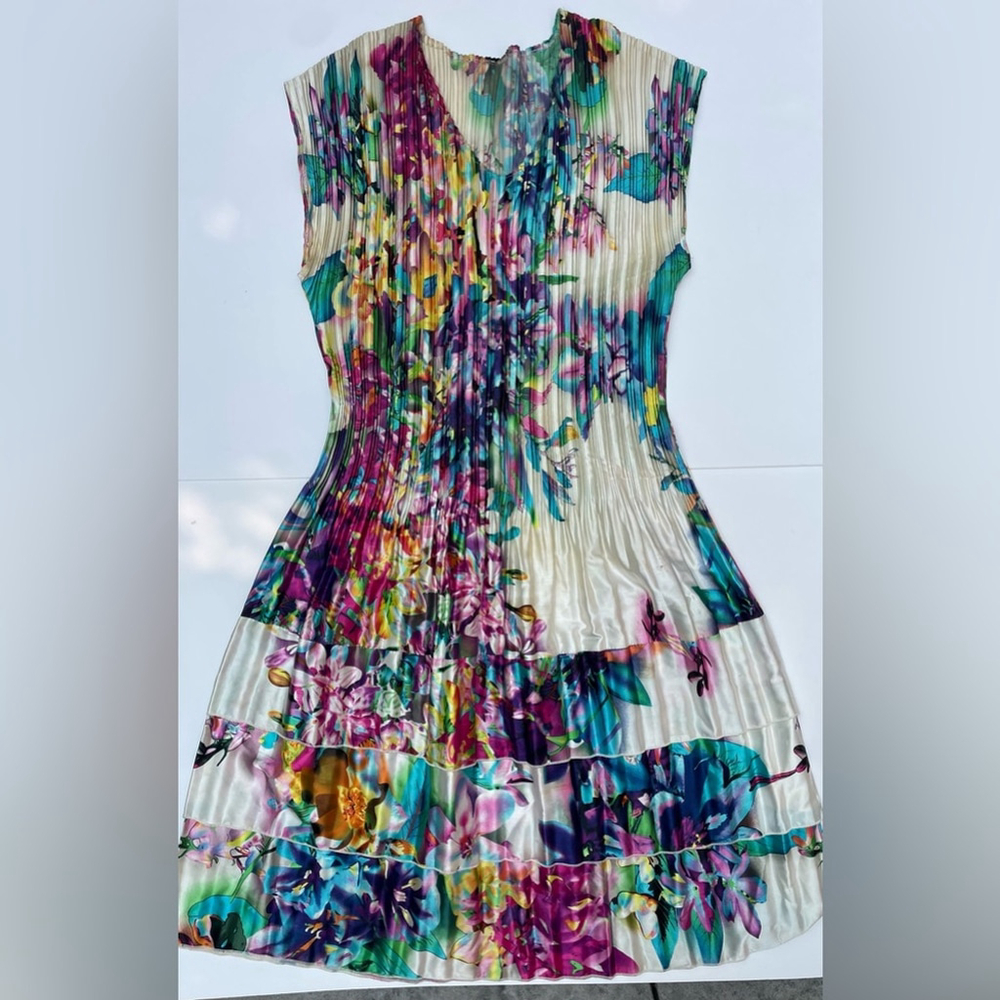 Floral Multicolor Pleated Dress Art-to-Wear Watercolor - Picture 2 of 7